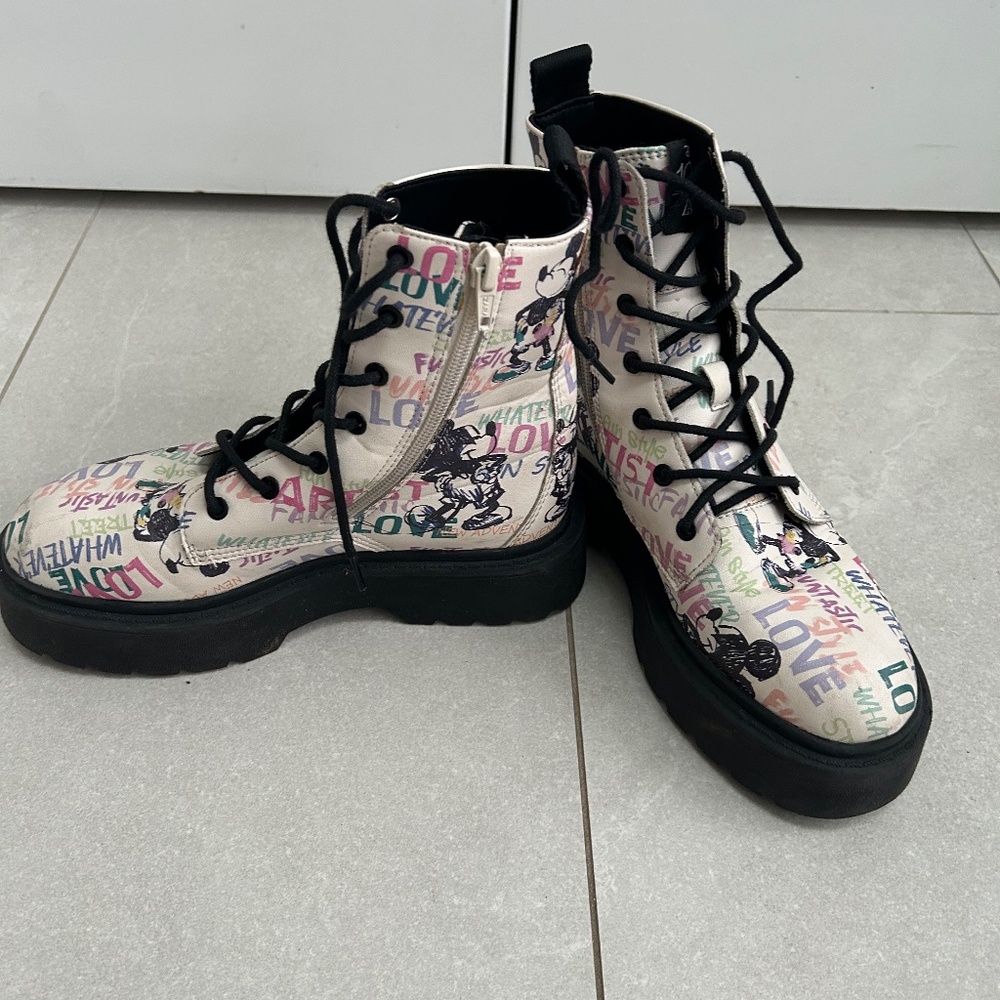 ZARA DISNEY 100 Combat Boots - Size Women's 5 (Euro 35)